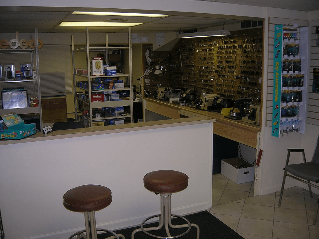 Showroom Counter